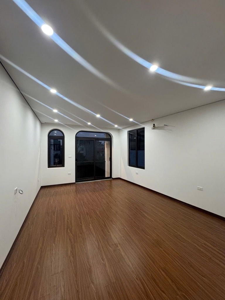 Bán nhà phố Ngọc Trì (51m2 x 5T) - 9,5 tỷ - Nhà mới, lô góc, 3 mặt thoáng - Ảnh 3