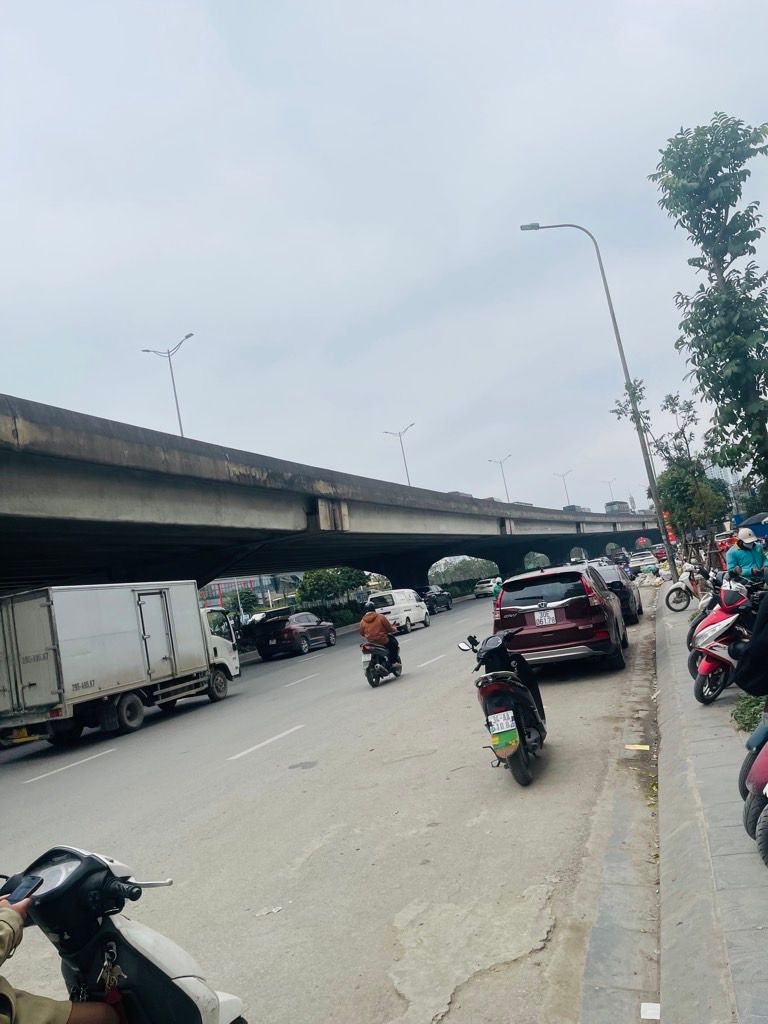 Bán nhà Nguyễn Xiển - diện tích 54.3m2 1 tầng - nhà đẹp hiếm có - giá 4,4 tỷ