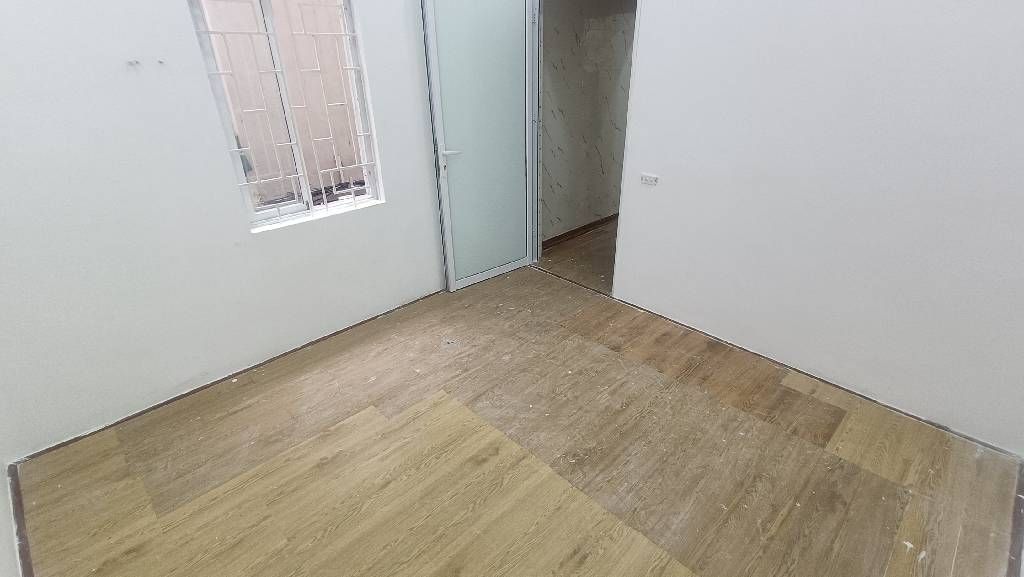 Bán nhà Vũ Tông Phan - diện tích 30m2 3 tầng - ngõ thông, 3 gác đỗ tận cửa - giá 3,05 tỷ