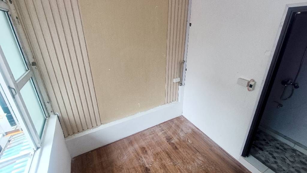 Bán nhà Vũ Tông Phan - diện tích 30m2 3 tầng - ngõ thông, 3 gác đỗ tận cửa - giá 3,05 tỷ