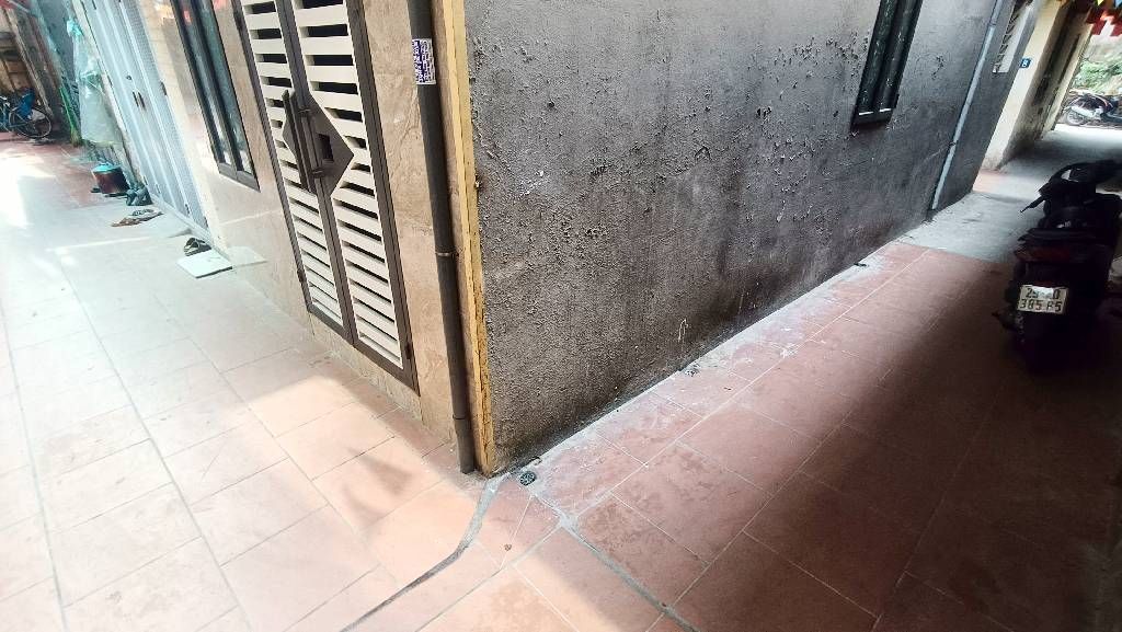 Bán nhà Vũ Tông Phan - diện tích 30m2 3 tầng - ngõ thông, 3 gác đỗ tận cửa - giá 3,05 tỷ