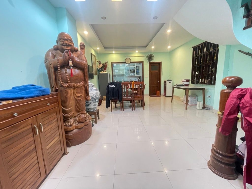 Bán nhà Ao Sào - diện tích 66.3m2 4 tầng - Ô tô dừng đỗ - giá 23,5 tỷ