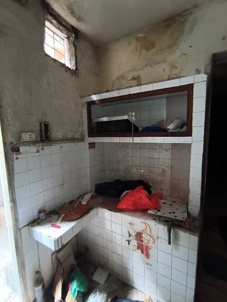 Bán nhà Tân Mai - diện tích 17m2 1 tầng - Nhà tập thể tầng 1 - giá 2,1 tỷ