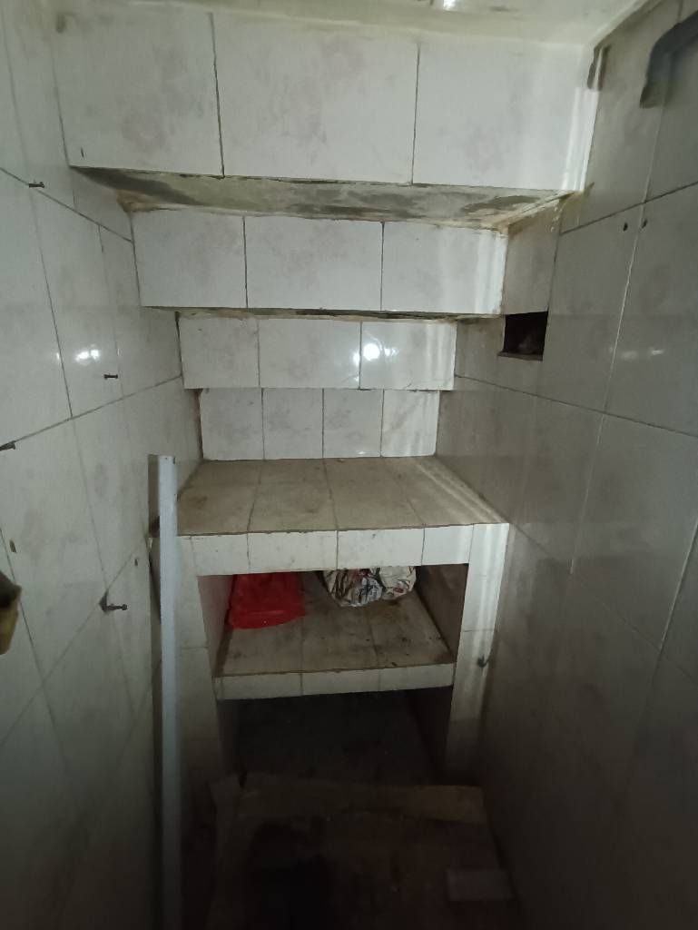 Bán nhà Tân Mai - diện tích 17m2 1 tầng - Nhà tập thể tầng 1 - giá 2,1 tỷ