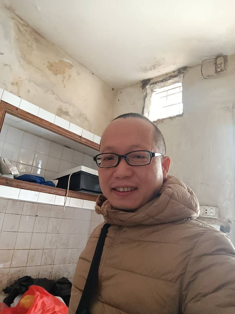 Bán nhà Tân Mai - diện tích 17m2 1 tầng - Nhà tập thể tầng 1 - giá 2,1 tỷ