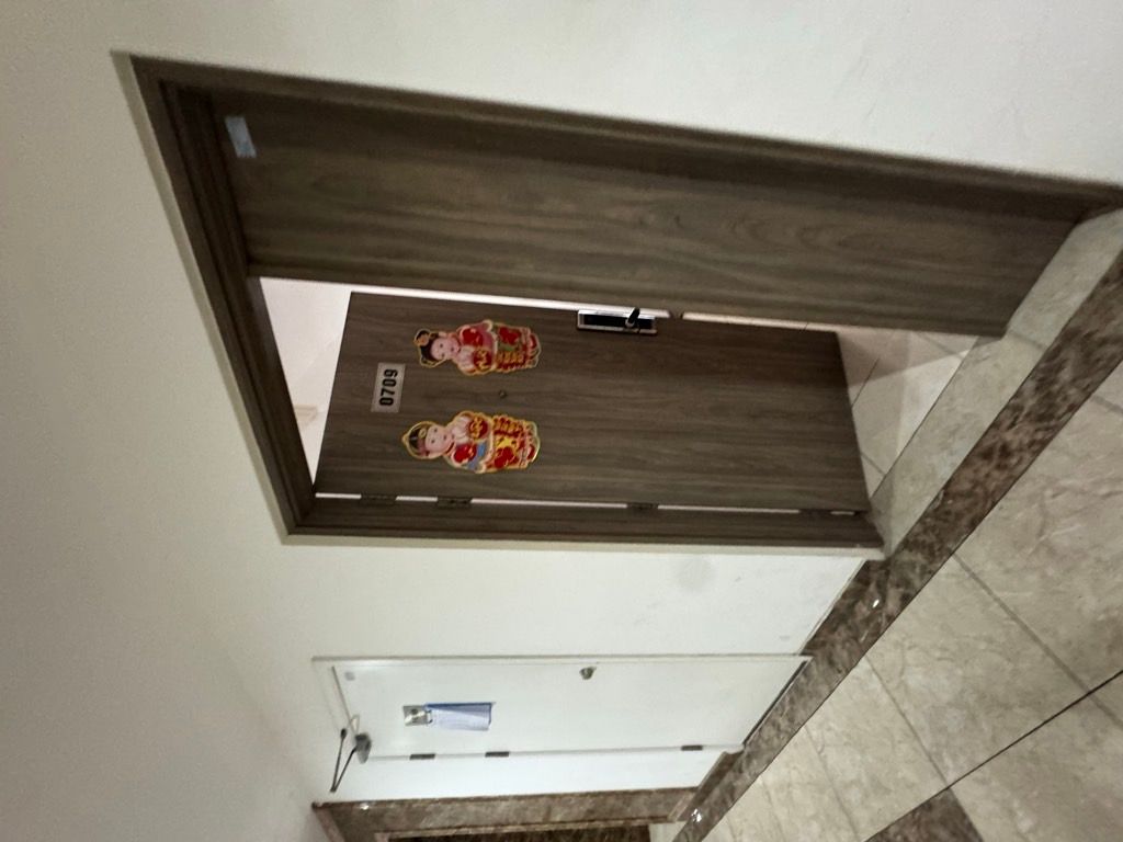 Bán nhà Lĩnh Nam - diện tích 94m2 7 tầng - 3 phòng ngủ - giá 7,9 tỷ