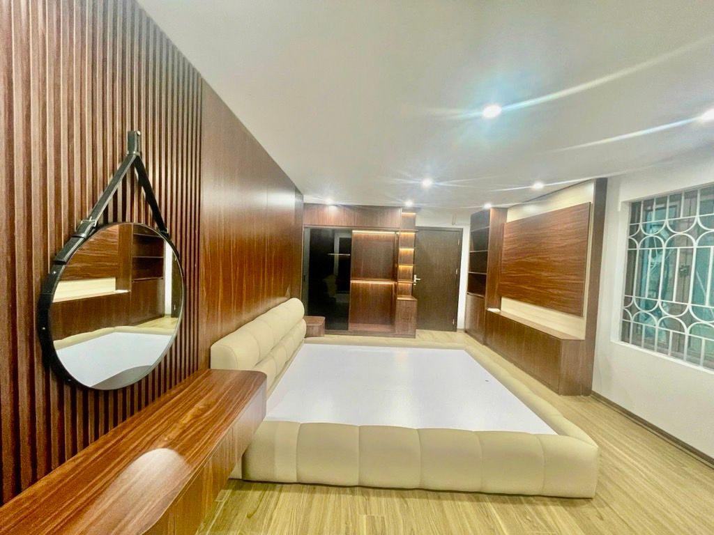 Bán nhà Nguyễn Quý Đức - diện tích 39.6m2 1 tầng - ô tô đỗ chân cầu thang - giá 5,5 tỷ