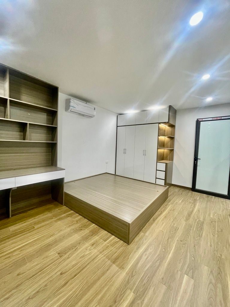 Bán nhà Nguyễn Quý Đức - diện tích 54.7m2 1 tầng - ô tô đỗ chân cầu thang - giá 4,2 tỷ