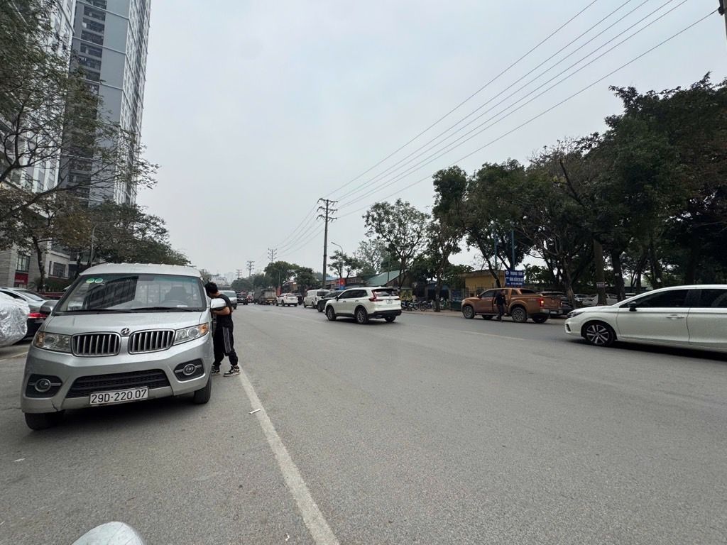 Bán nhà Trần Thủ Độ - diện tích 68.8m2 1 tầng - Căn hộ kinh doanh - giá 4,35 tỷ