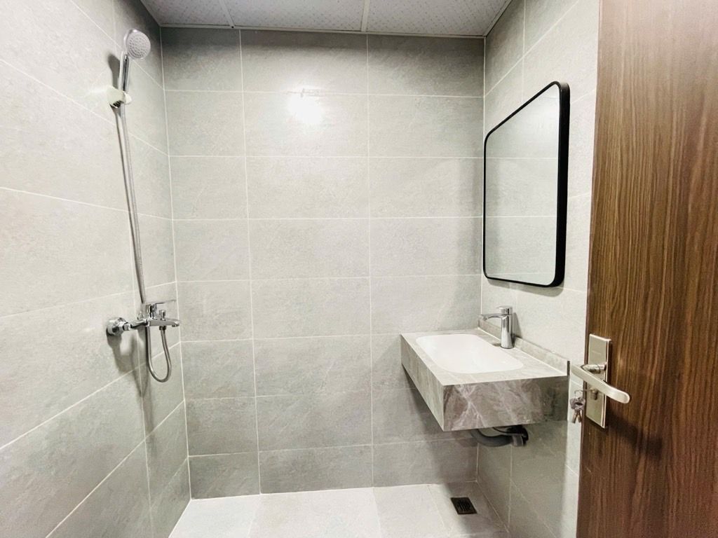 Bán nhà Linh đàm - diện tích 76.3m2 1 tầng - Ô tô đỗ sảnh - giá 5,1 tỷ