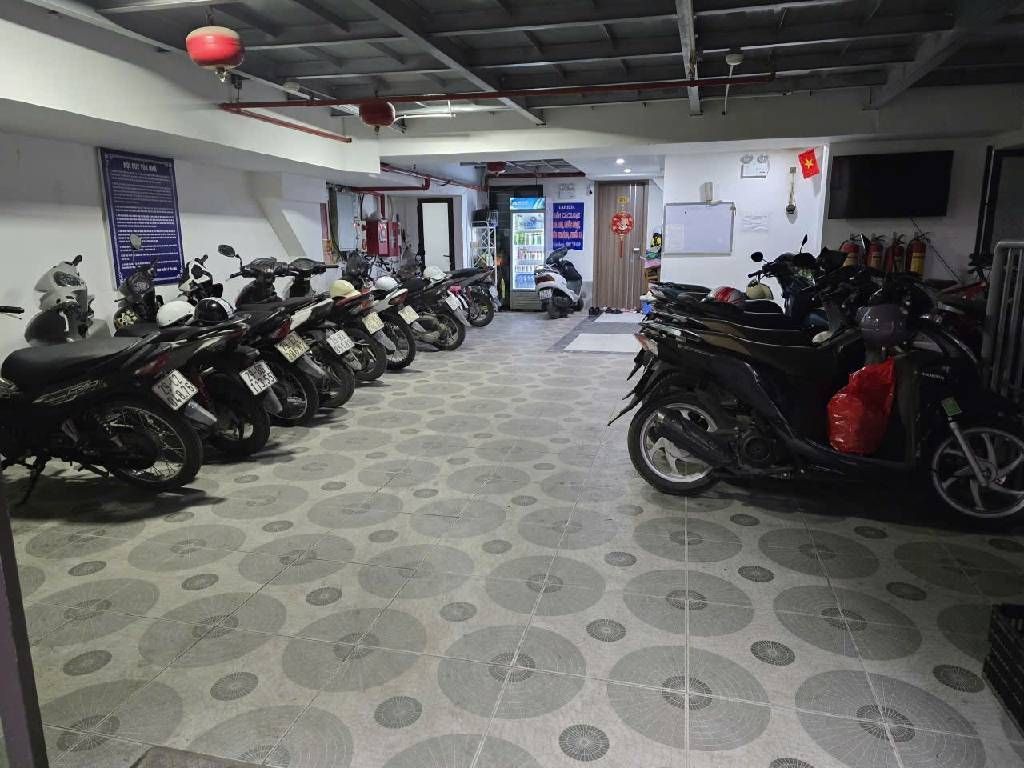 Bán nhà Cống Trắng - diện tích 50m2 1 tầng - Căn hộ P503 tòa CCMN - giá 2,7 tỷ