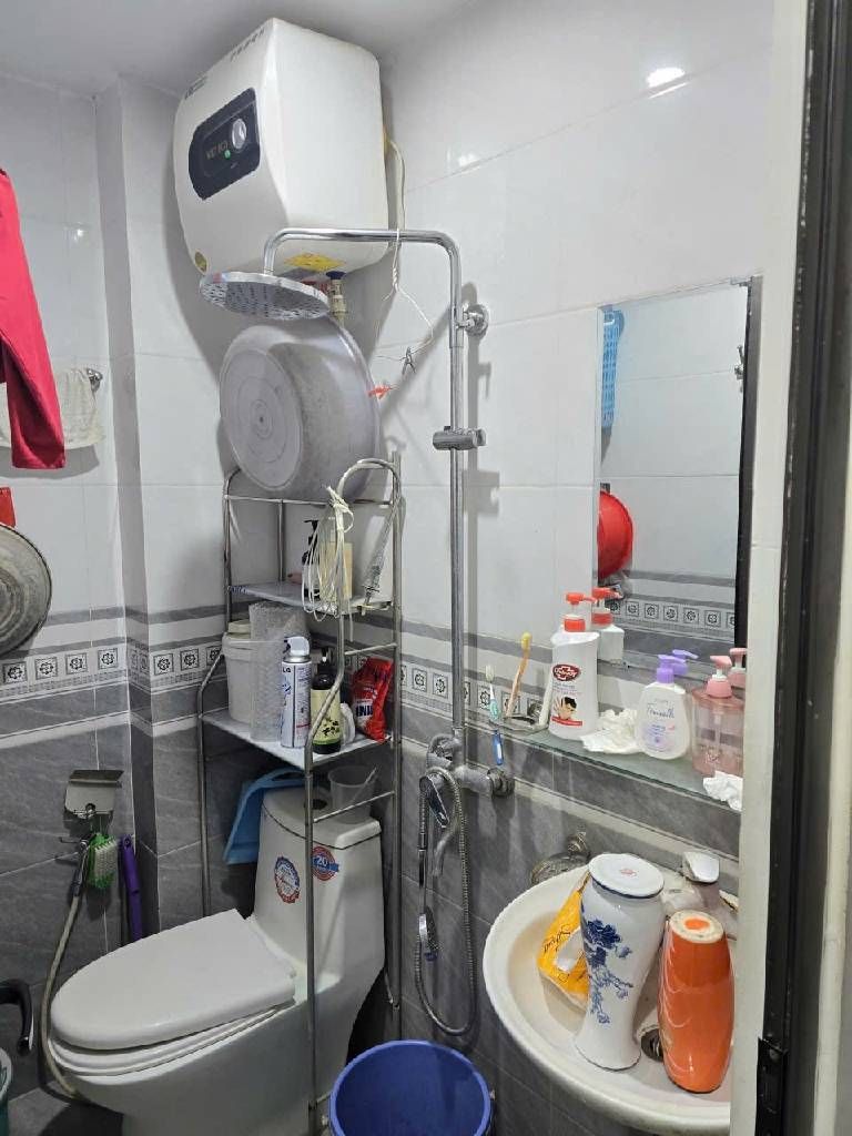 Bán nhà Cống Trắng - diện tích 50m2 1 tầng - Căn hộ P503 tòa CCMN - giá 2,7 tỷ