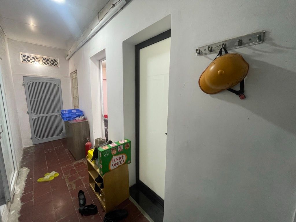 Bán nhà Lương Định Của - diện tích 20,4m2 1 tầng - Nhà tập thể tầng 3 full nội thất - giá 4,35 tỷ