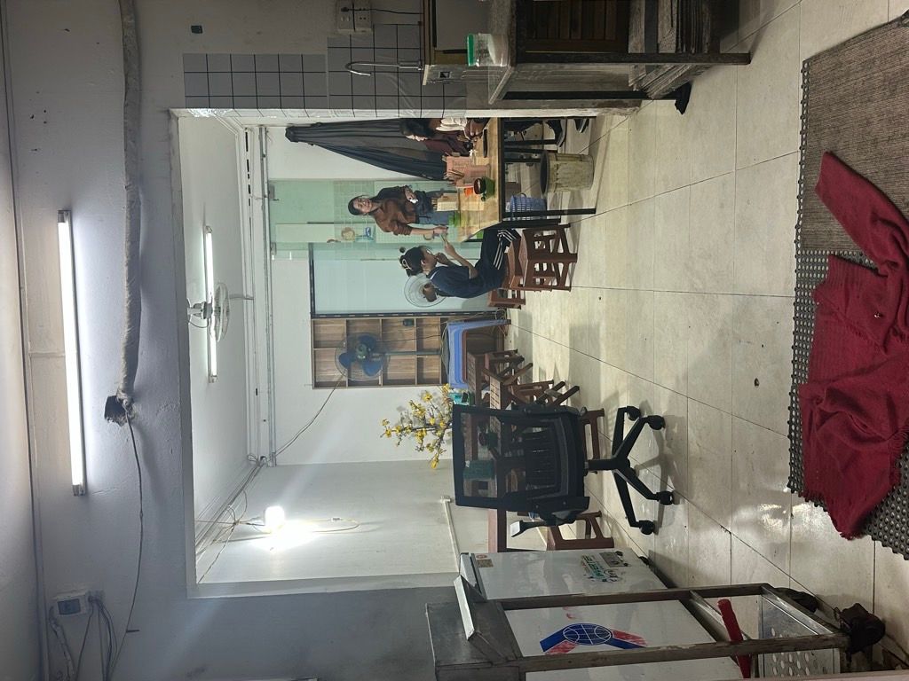 Bán nhà Toà C18 Tập thể T1 - diện tích 39m2 1 tầng - Ô tô tránh - giá 7,2 tỷ