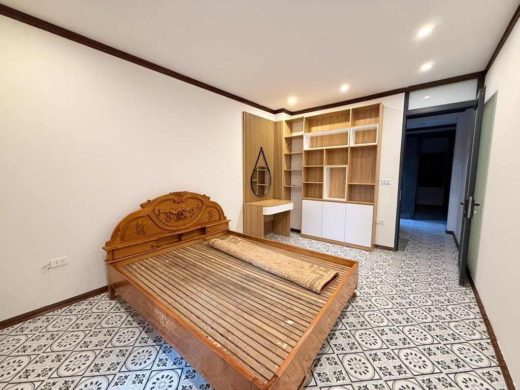 Bán nhà Nguyễn An Ninh - diện tích 56m2 4 tầng - Thang máy - giá 14,8 tỷ