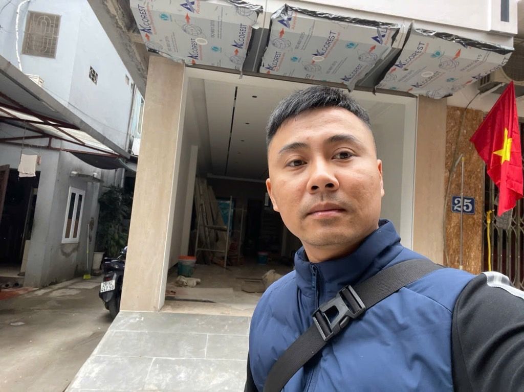 Bán nhà Ngọc Hồi - diện tích 41,5m2 5 tầng - Ô tô tránh - giá 13,98 tỷ