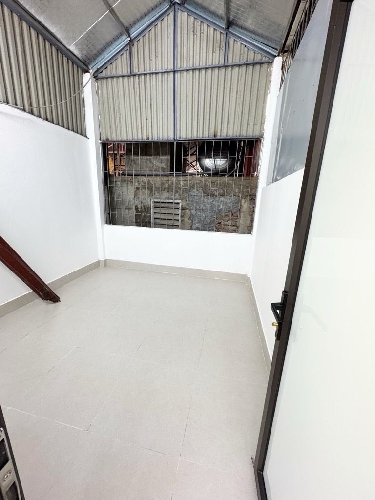 Bán nhà Kim Giang - diện tích 38m2 5 tầng - Full nội thất - giá 9,6 tỷ