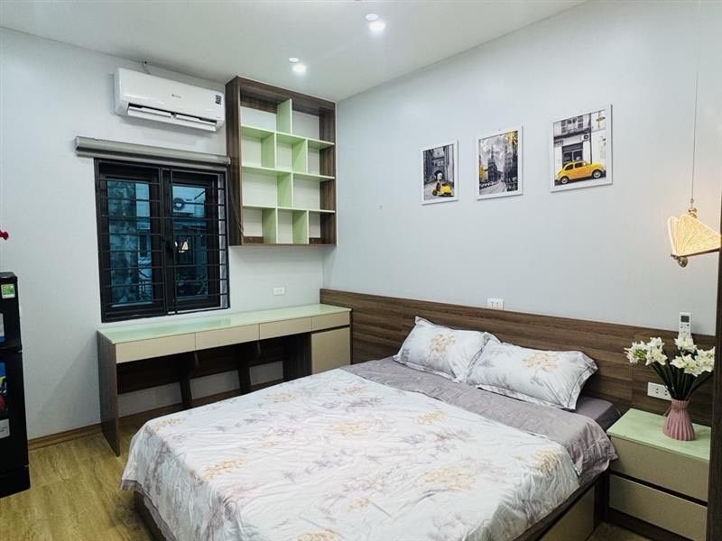 Bán nhà Hoàng Mai - diện tích 42m2 5 tầng - Lô góc 2 mặt ngõ - giá 13,6 tỷ