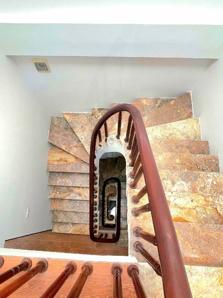 Bán nhà Thanh Lân - diện tích 25m2 4 tầng - Lô góc, gần ô tô tránh - giá 5,9 tỷ