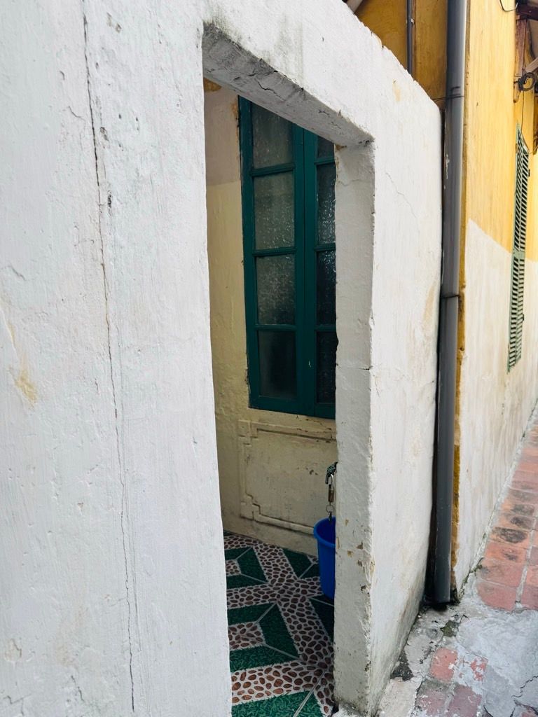 Bán nhà Bà Triệu - diện tích 50m2 1 tầng - lô góc - giá 18,5 tỷ