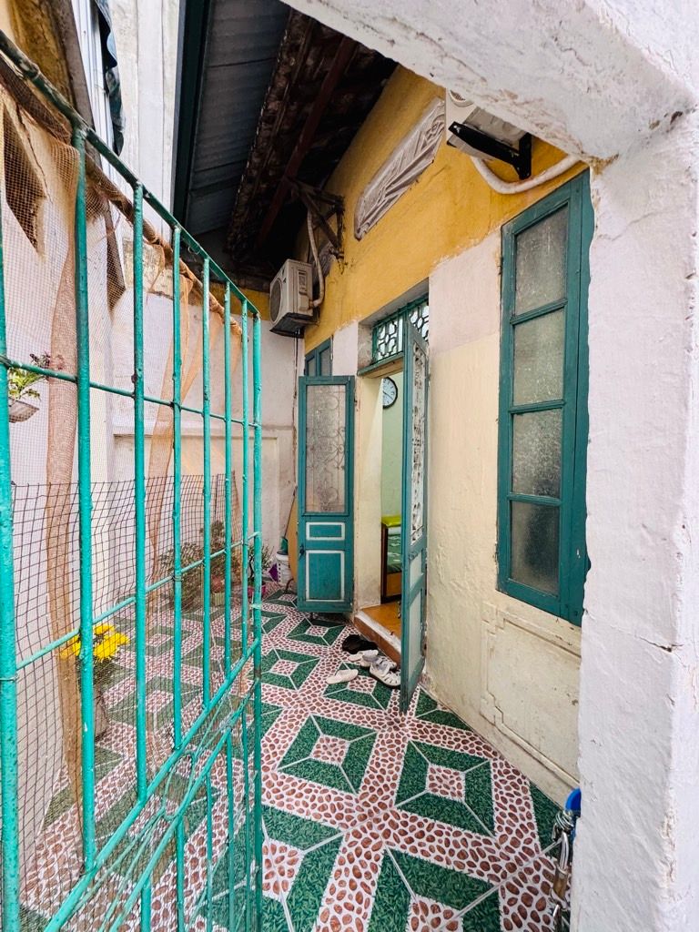 Bán nhà Bà Triệu - diện tích 50m2 1 tầng - lô góc - giá 18,5 tỷ