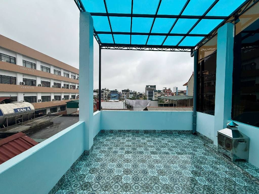 Bán nhà Tân Mai - diện tích 26m2 5 tầng - nhà đẹp đủ công năng - giá 8,6 tỷ