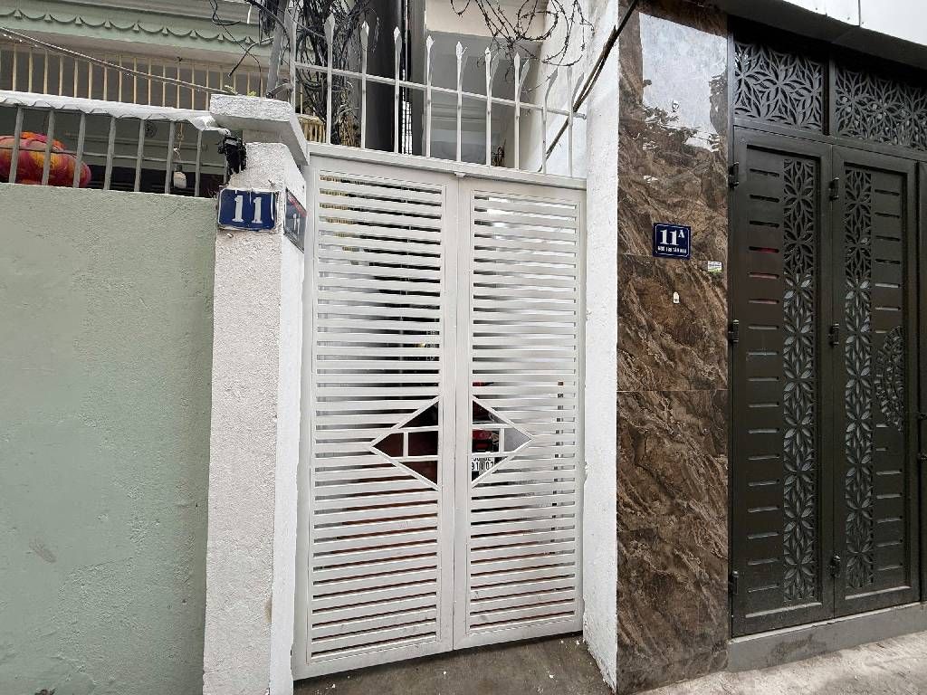 Bán nhà Tân Mai - diện tích 26m2 5 tầng - nhà đẹp đủ công năng - giá 8,6 tỷ