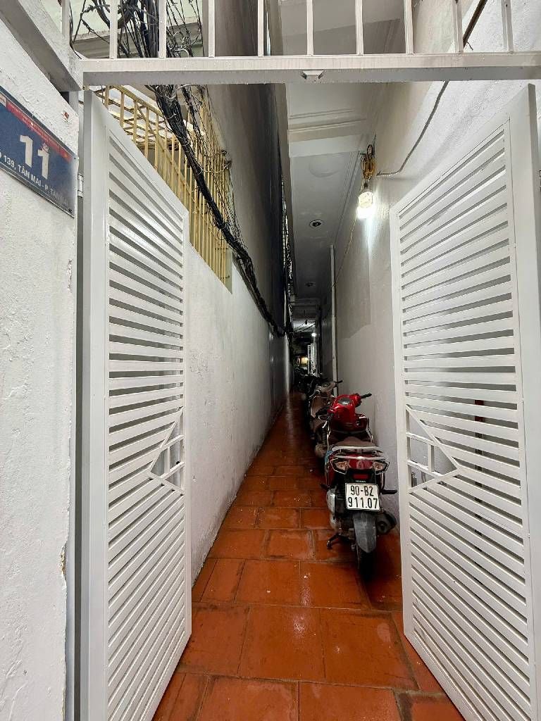 Bán nhà Tân Mai - diện tích 26m2 5 tầng - nhà đẹp đủ công năng - giá 8,6 tỷ