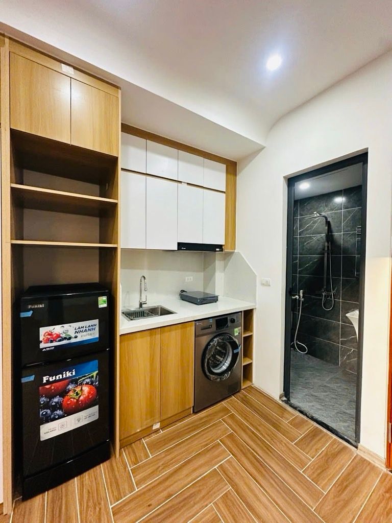 Bán nhà Trường Chinh - diện tích 68.7m2 7 tầng - Nhà 2 thoáng, thang máy - giá 24,5 tỷ