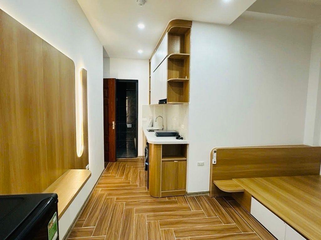 Bán nhà Trường Chinh - diện tích 68.7m2 7 tầng - Nhà 2 thoáng, thang máy - giá 24,5 tỷ