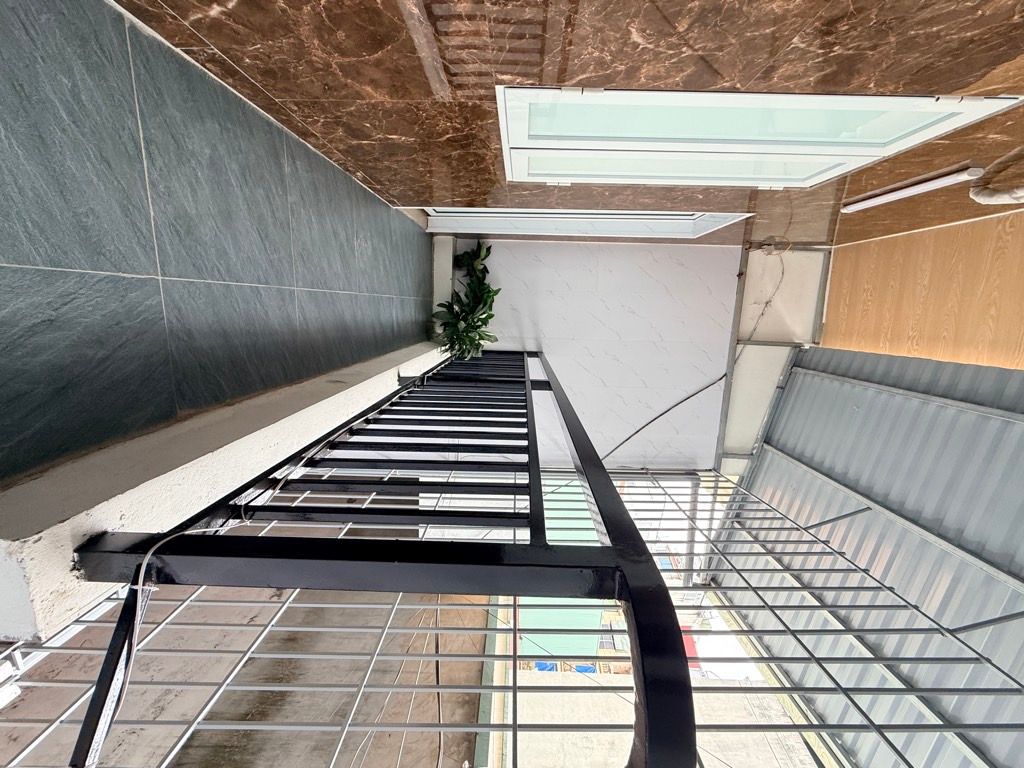 Bán nhà Bạch Đằng - diện tích 25m2 2 tầng - Nhà đẹp ở ngay gần phố - giá 3 tỷ