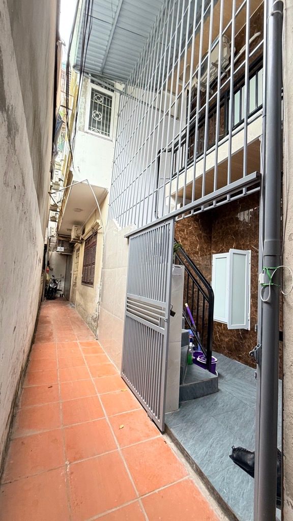 Bán nhà Bạch Đằng - diện tích 25m2 2 tầng - Nhà đẹp ở ngay gần phố - giá 3 tỷ