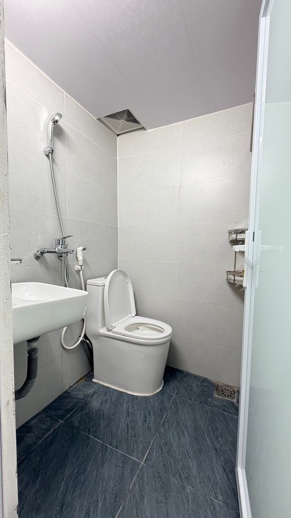 Bán nhà Bạch Đằng - diện tích 25m2 2 tầng - Nhà đẹp ở ngay gần phố - giá 3 tỷ