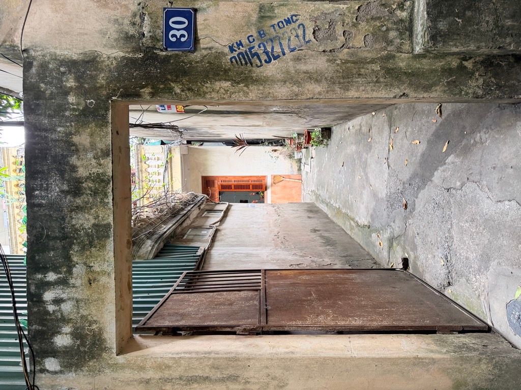 Bán nhà Bạch Đằng - diện tích 25m2 2 tầng - Nhà đẹp ở ngay gần phố - giá 3 tỷ