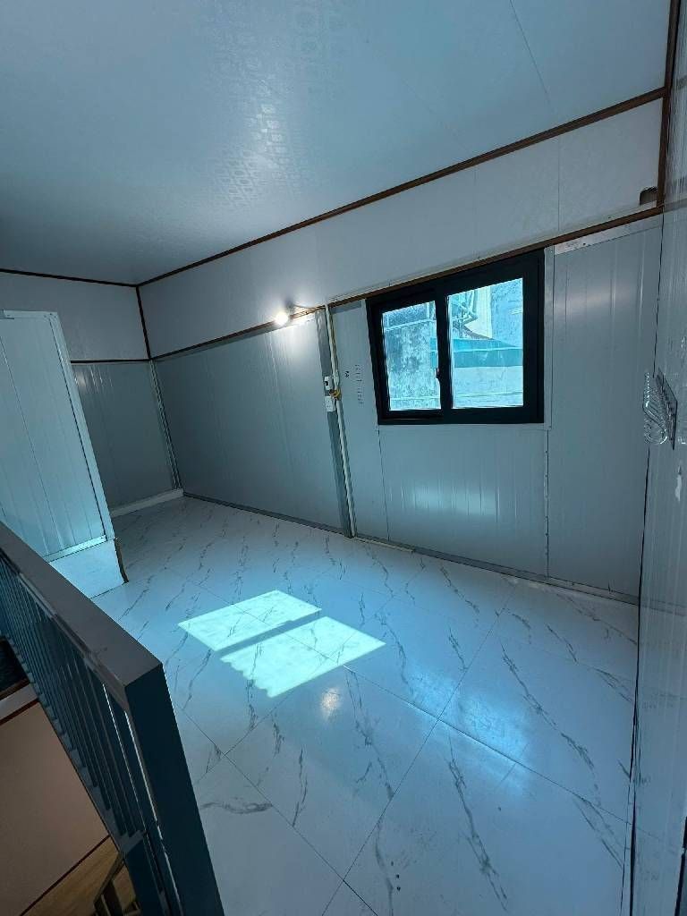 Bán nhà Bùi Xương Trạch - diện tích 30,4m2 2 tầng - Lô góc, ô tô qua nhà - giá 3,6 tỷ