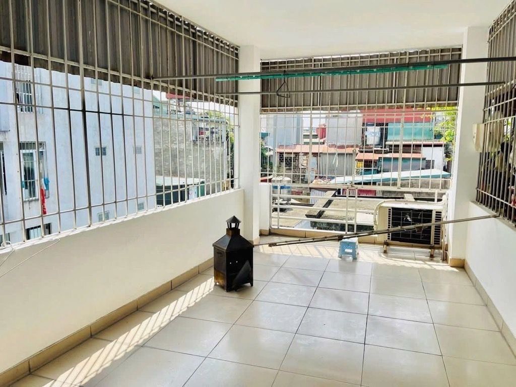 Bán nhà Văn Hương - diện tích 38m2 5 tầng - nhà đẹp hiếm có - giá 8,1 tỷ