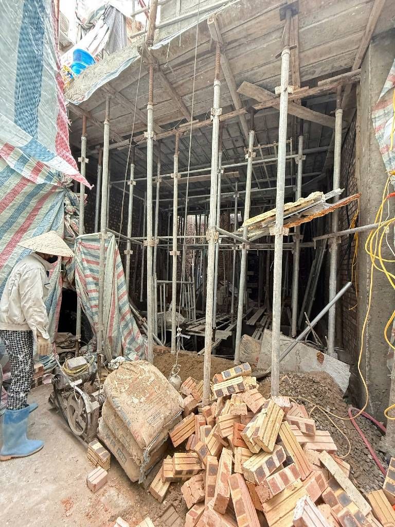 Bán nhà Trương Định - diện tích 32m2 6 tầng - Lô góc - giá 11,3 tỷ