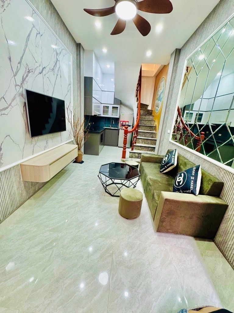 Bán nhà Định Công Thượng - diện tích 25m2 4 tầng - Nhà riêng đẹp, chủ tặng full nội thất - giá 3,8 tỷ