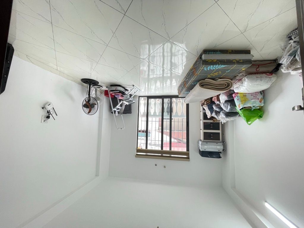 Bán nhà Trương Định - diện tích 30m2 5 tầng - Ngõ thông, bãi gửi ô tô gần nhà - giá 8,5 tỷ