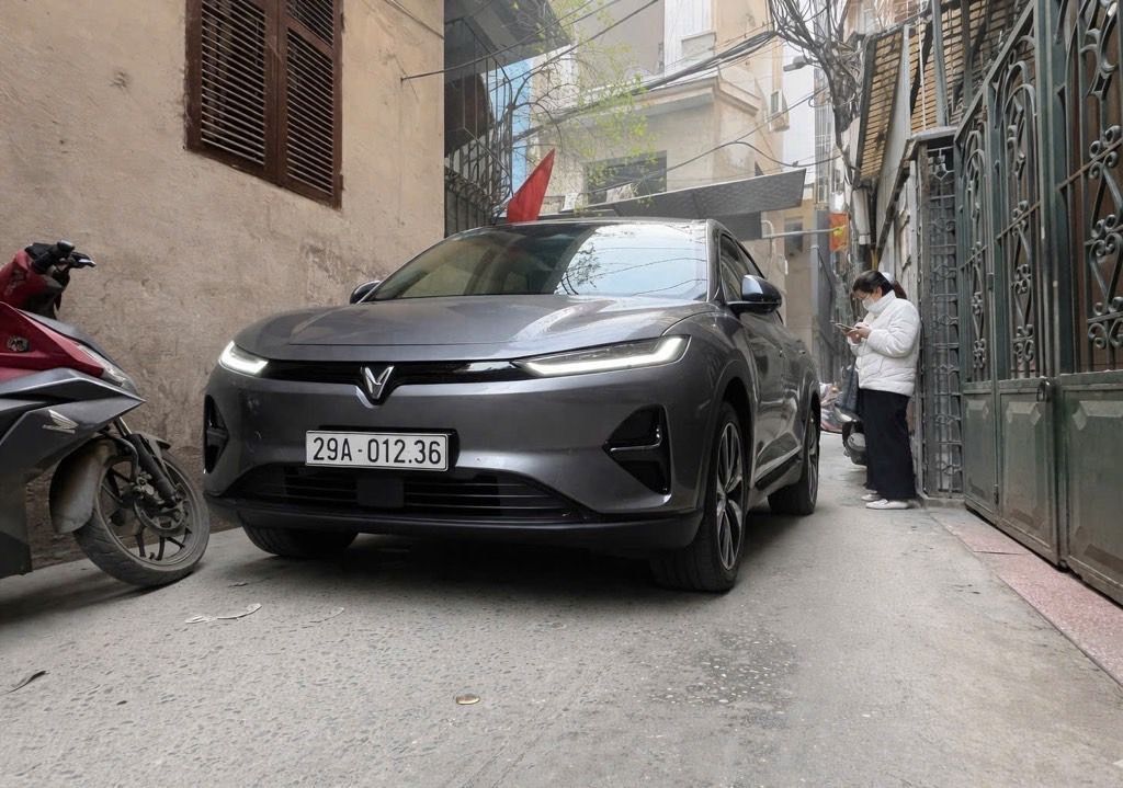 Bán nhà Trường Chinh - diện tích 33m2 4 tầng - Ô TÔ ĐỖ CỬA - giá 9,9 tỷ