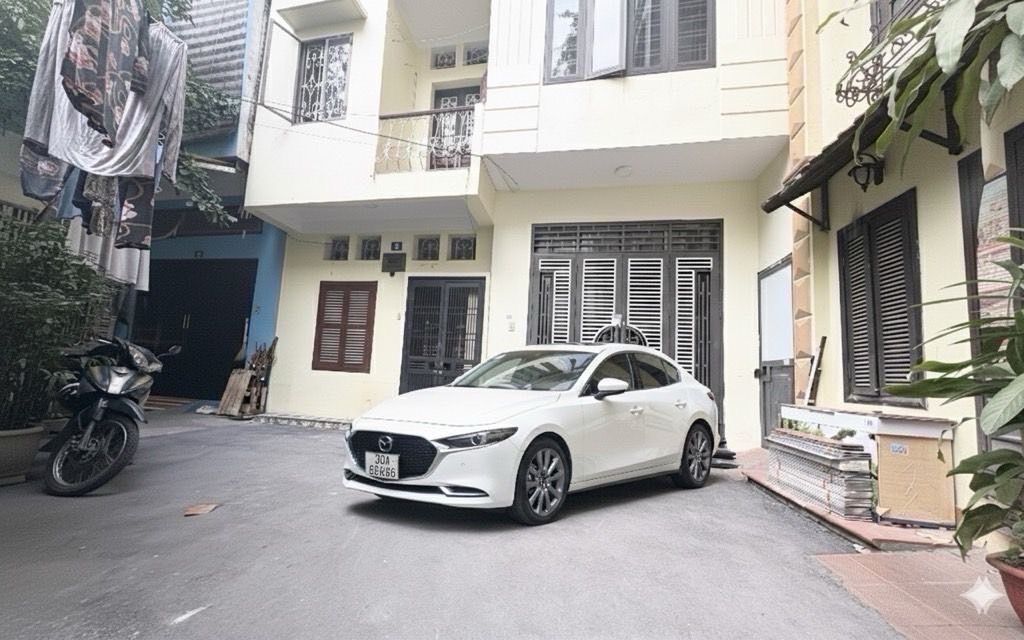 Bán nhà Phương Mai - diện tích 30m2 4 tầng - Ô TÔ ĐỖ CỬA - giá 9,9 tỷ