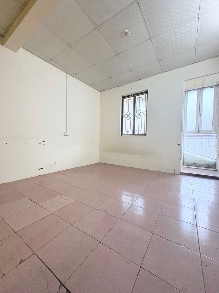 Bán nhà Phương Mai - diện tích 30m2 4 tầng - Ô TÔ ĐỖ CỬA - giá 9,9 tỷ