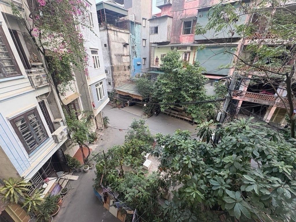 Bán nhà Phương Mai - diện tích 30m2 4 tầng - Ô TÔ ĐỖ CỬA - giá 9,9 tỷ