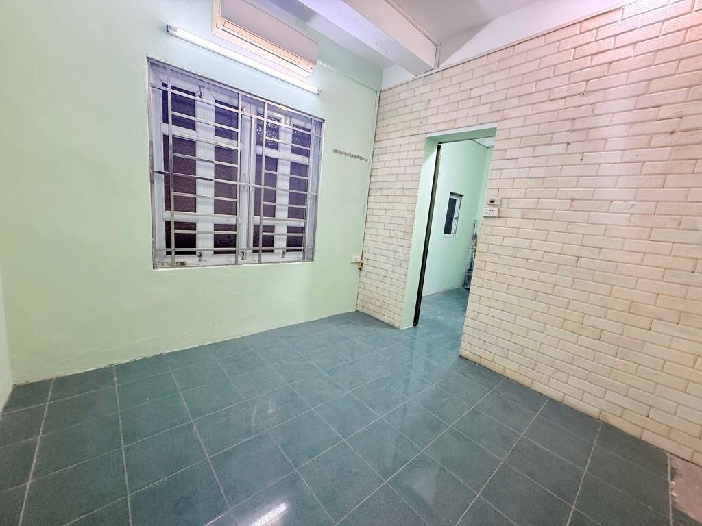 Bán nhà Trần Khát Chân - diện tích 21m2 4 tầng - vị trí đẹp, gần ô tô - giá 3,25 tỷ