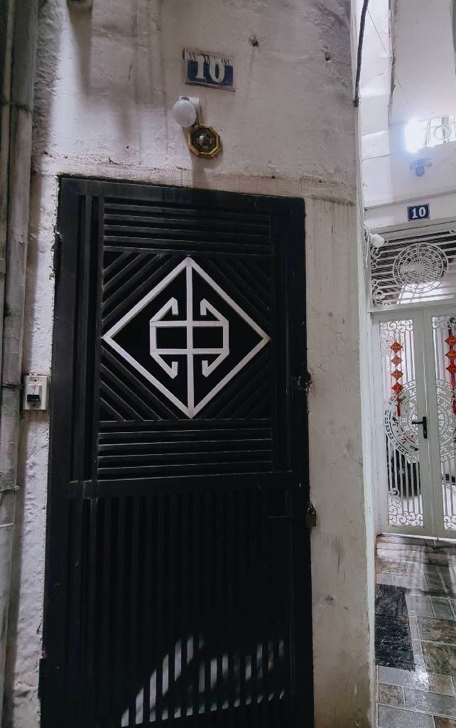 Bán nhà Đê La Thành - diện tích 14,4m2 4 tầng - Nhà đẹp hiếm có - giá 3,6 tỷ