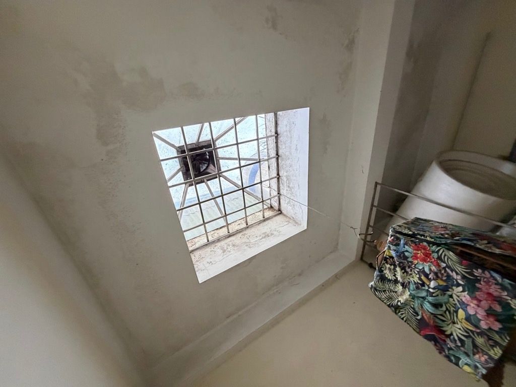 Bán nhà Thanh Lân - diện tích 38m2 5 tầng - Ô tô tránh - giá 10,5 tỷ