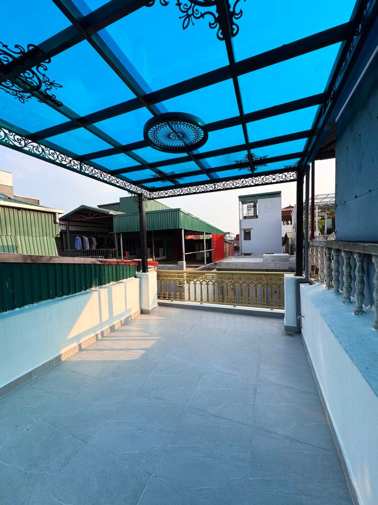 Bán nhà Bạch Đằng - diện tích 40m2 5 tầng - ô tô đỗ cửa - giá 14,8 tỷ