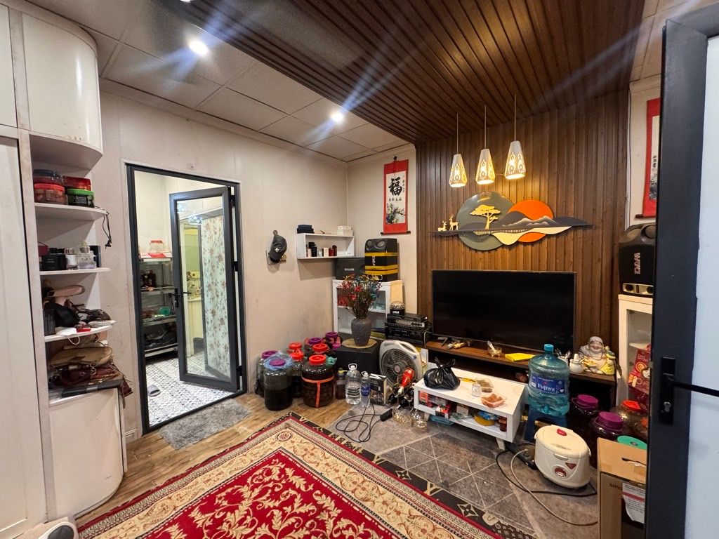 Bán nhà Nguyễn Đức Cảnh - diện tích 46m2 3 tầng - Mặt tiền khủng - giá 16 tỷ