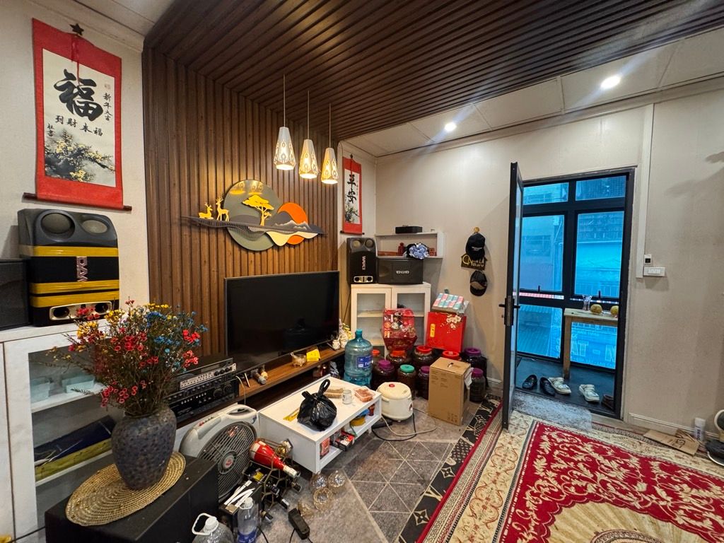 Bán nhà Nguyễn Đức Cảnh - diện tích 46m2 3 tầng - Mặt tiền khủng - giá 16 tỷ