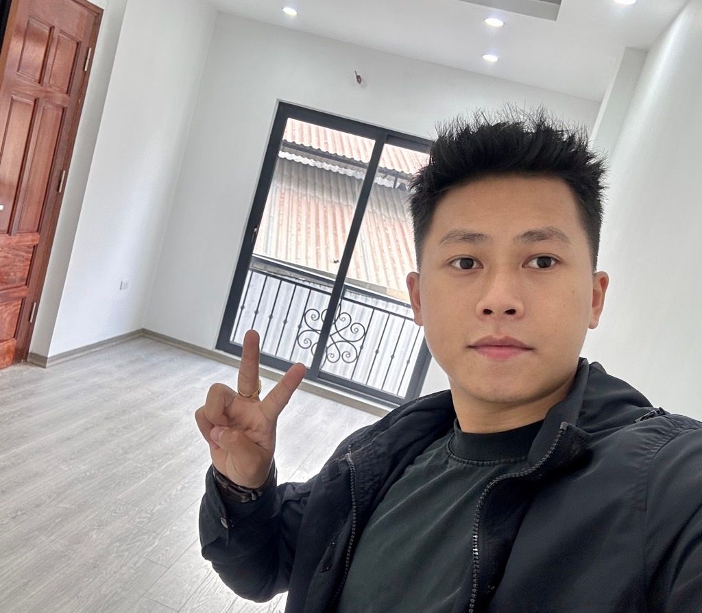 Bán nhà Minh Khai - diện tích 32.5m2 5 tầng - Ô tô đỗ ngay cổng - giá 9.7 tỷ